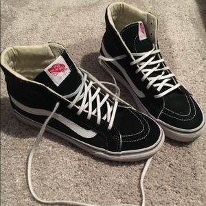Sk8-Hi women’s vans